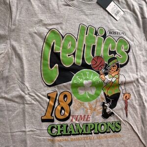 NBA Boston Celtics 18 Time Champions Grey Graphic T-Shirt Mens Large NWT